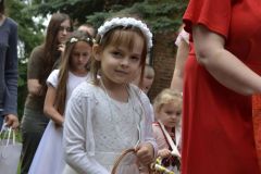 image023