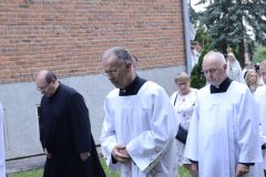 image041