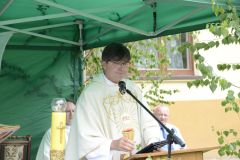 image020